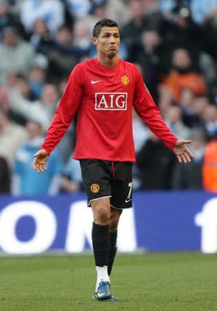 博主：大连英博管理层赴法国考察，或将与欧塞尔外援达成合作（博主曝大连英博高层赴法考察，或与欧塞尔外援合作在望）