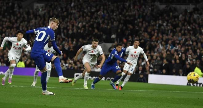 阿特卡梅庆祝生日获米兰祝福（阿特卡梅生日当天获米兰送上祝福）