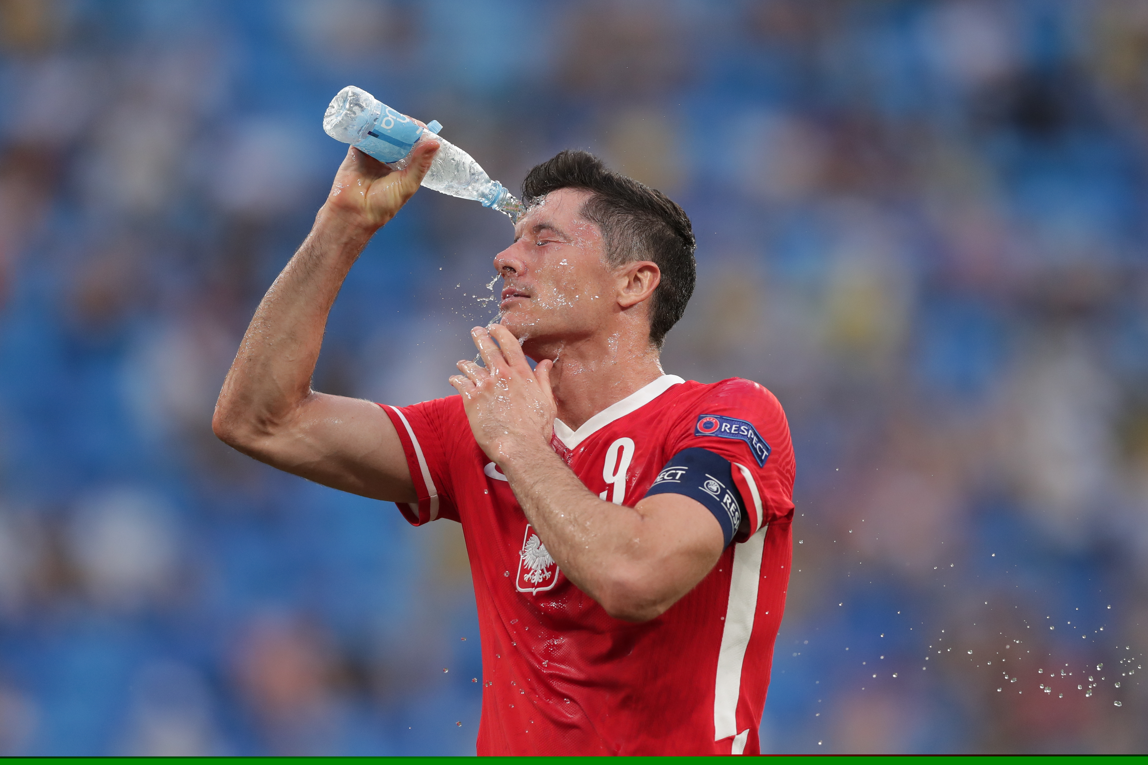 米兰上次德比扑点后夺冠？迈尼昂：我们不能做这种比较（谈米兰上次德比扑点后夺冠，迈尼昂：不应进行这种比较）