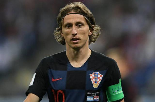 里程碑，奥巴梅扬打入职业生涯第400球（奥巴梅扬生涯400球里程碑达成）