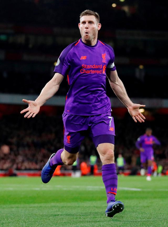 萨拉赫不满上场时间但无意冬窗离队，埃及足协称其仍将创造历史（萨拉赫不满出场时间但无冬窗离队意向，埃及足协：他仍将续写历史）