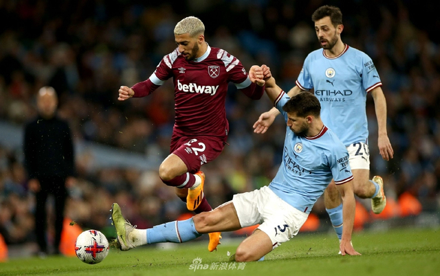 意媒：国米计划圣诞节前约见恰20经纪人，可能谈降薪续约一年（意媒：国米计划圣诞前与恰20经纪人会面，或讨论降薪续约一年）